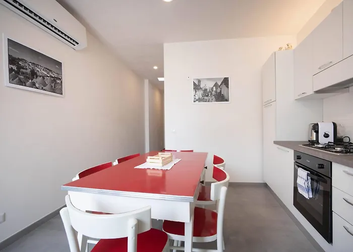 Apartament Wepuglia - Marconi 18 *